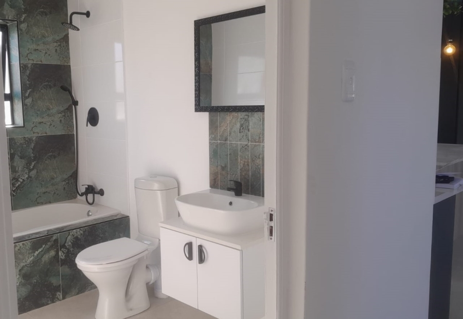 3 Bedroom Property for Sale in Croydon Western Cape
